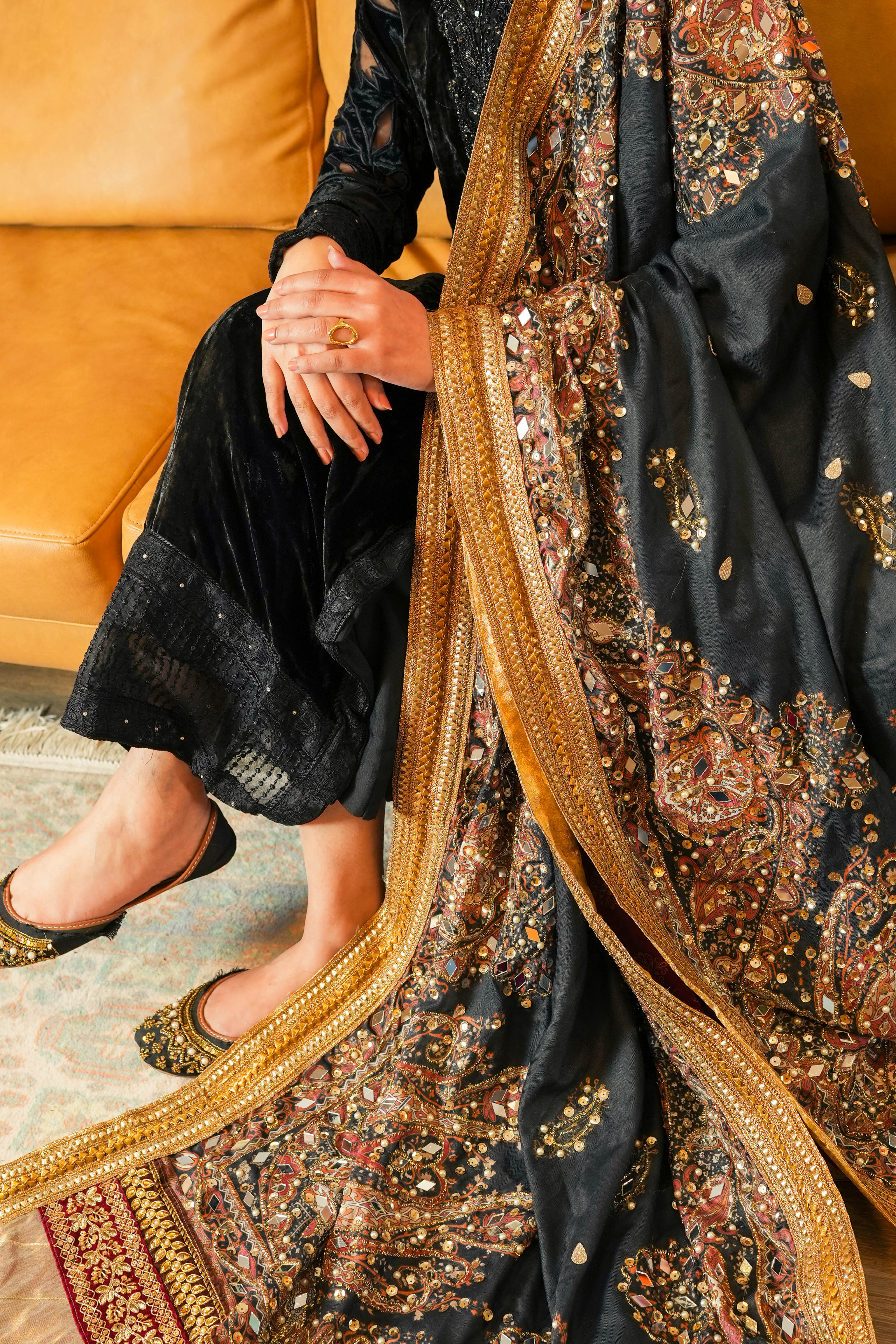 KAIA Signature Chaadar