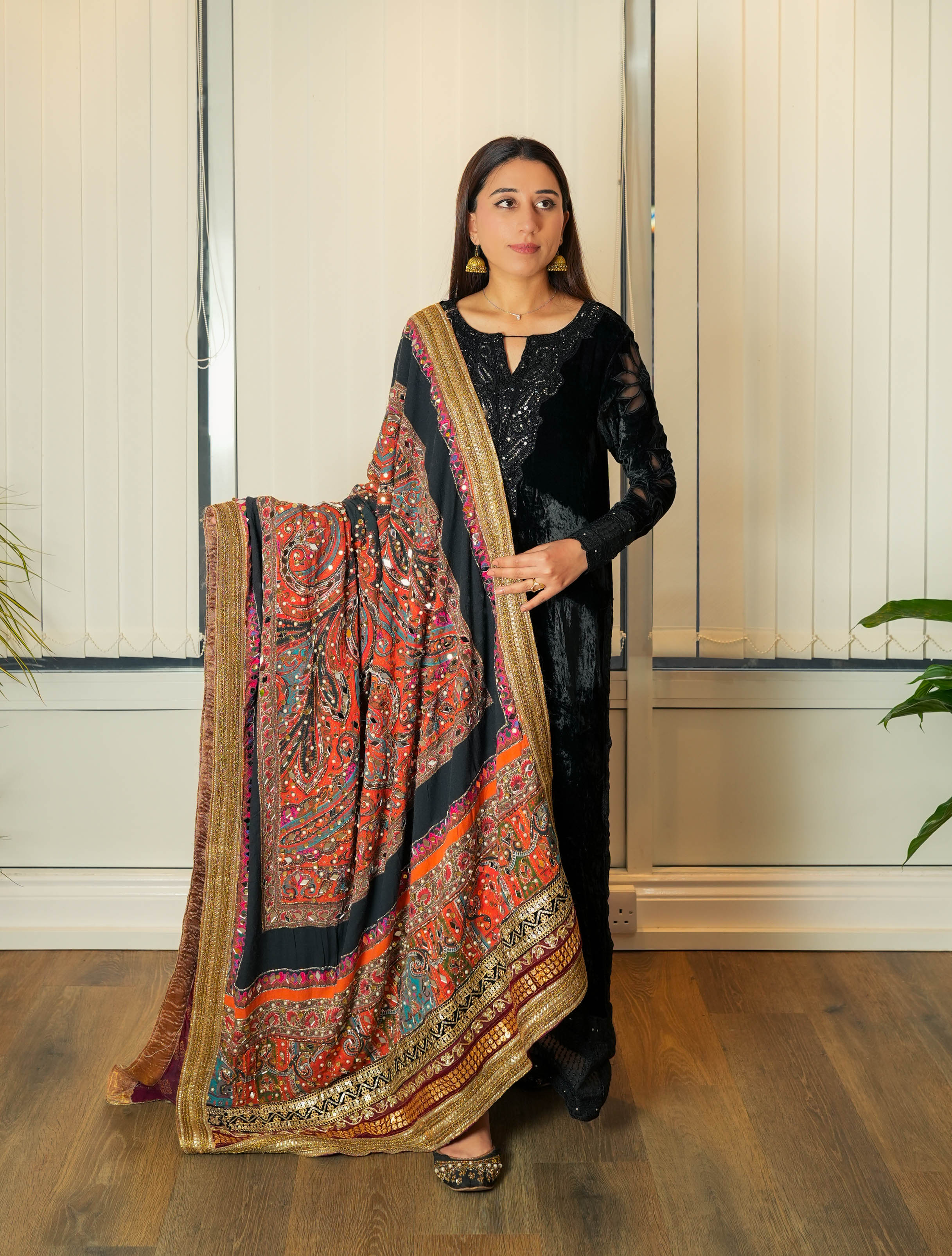 Zardi Signature Chaadar