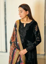 Zardi Signature Chaadar - Image 2